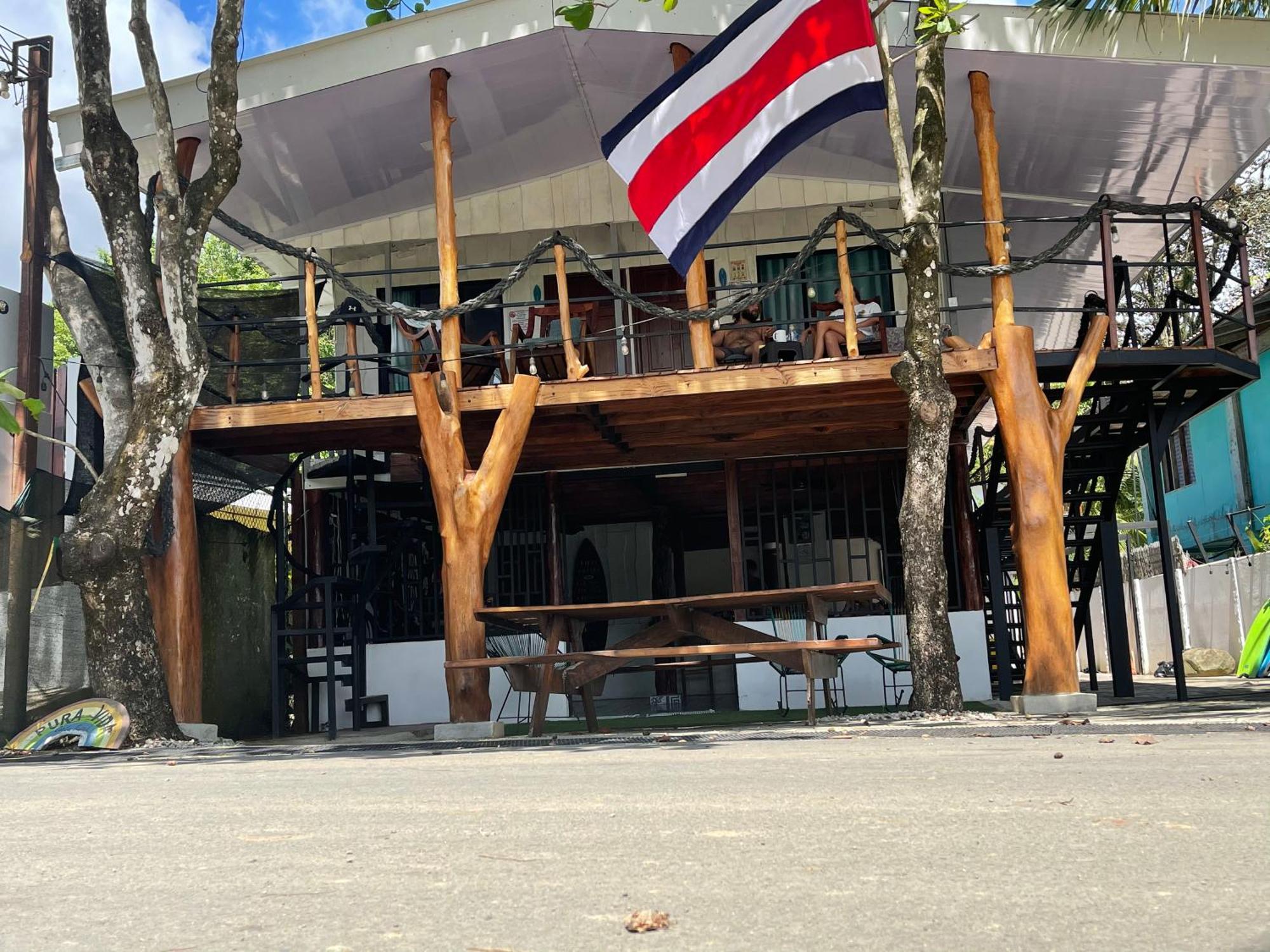 Uvita Pirates Hostel エクステリア 写真